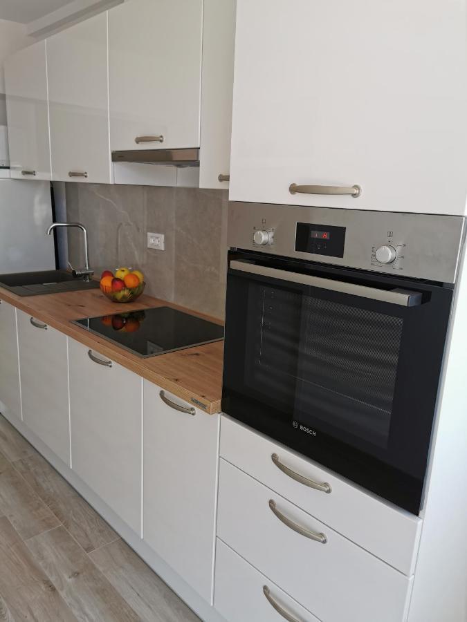 Apartman Adriatic Pavlinovic - Makarska Dış mekan fotoğraf